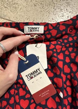 Невероятно легкая юбочка tommy jeans2 фото