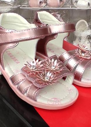 Розовые босоножки сандалии для девочки с пяткой8 фото