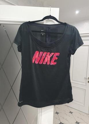 Спортивная футболка nike1 фото