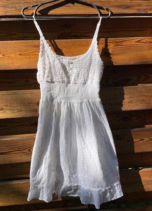 В продаже платье