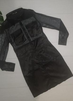 Черное атласное платье  с шифоном р.s6 фото