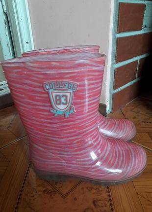 Резиновые сапоги светящиеся