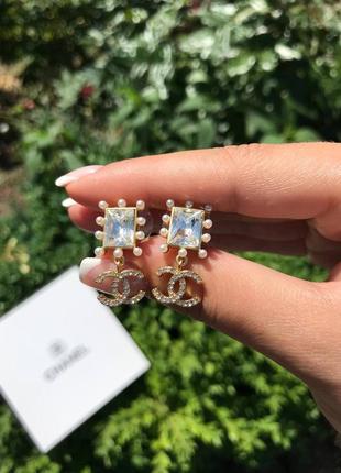 Брендовые серьги