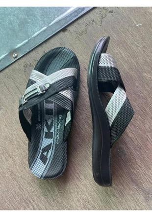 Мужские шлепки