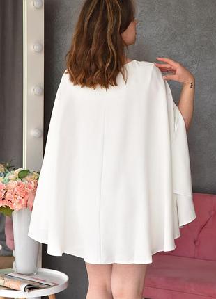 Платье женское молочного цвета