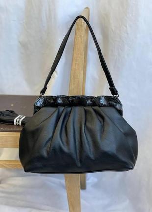 Чорна жіноча сумка ділова на плече ридикюль з еко шкіри gilda tohetti.1 фото
