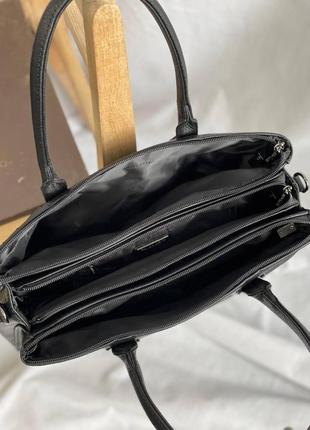 Женская сумка с ручками на три отделения из кожзам итальянского бренда gilda tohetti.6 фото