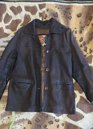 Пиджак из нубука.