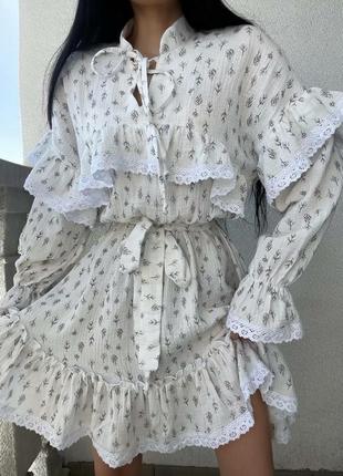 Муслиновое мини платье цветочный принт с кружевом. тренд 2023, качественный пошив и ткань.2 фото