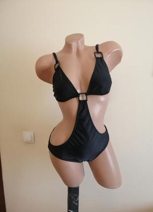 Черный слитный купальник s монокини