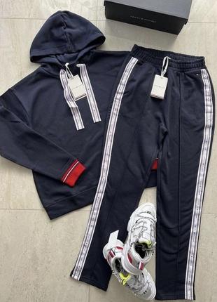 Костюм tommy