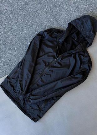 Темно-синяя ветровка куртка asos с капюшоном осенняя темно-синяя ветровка куртка асос с капюшоном1 фото