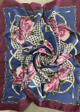 Винтаж. хорошенький платок в цветы из натурального шелка1 фото