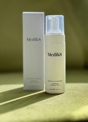 Medik8 gentle cleanse hydrating rosemary foam