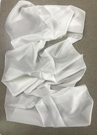 Белоснежный шарф из натурального шелка1 фото