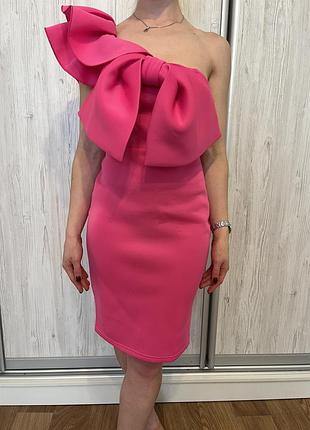 Платье вечернее