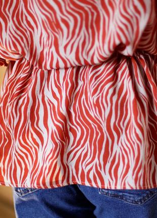 Блуза анималистичный принт, короткий рукав, размер м/l, состояние идеально6 фото