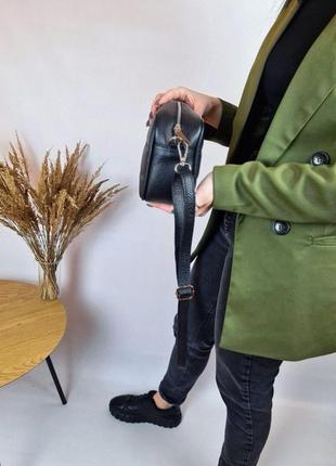 Чорна жіноча сумка клатч, крос-боді через плече італійського бренду vera pelle.5 фото