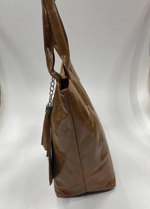 Итальянская женская лаковая сумка шоппер, сумочка из натуральной кожи с кошельком.2 фото
