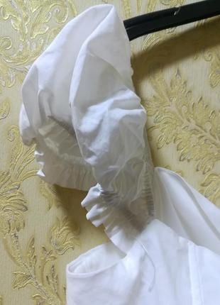 Белая блузочка-кроп на змейке8 фото