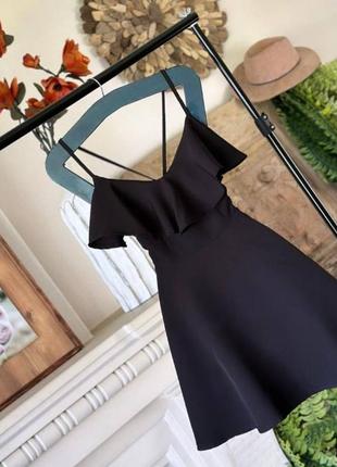 Платье короткое черное однотонное на брителях приталено качественная стильная трендовая