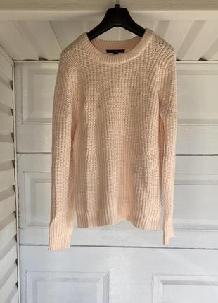 Ніжний пастельний пудровий світер великої в'язки