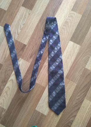 Галстук на атласной подкладке