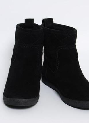 Чобітки tory burch