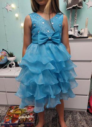 Платье пышное,голубое1 фото