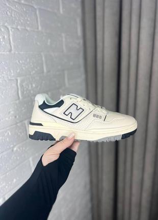 Женские кроссовки  new balance 550 beige/black