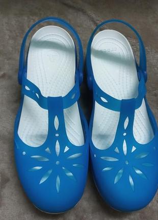 Босоножки-сандали фирменные дев. 36р. crocs вьетнам9 фото