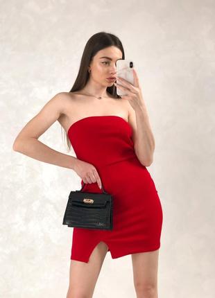 Красное платье без бретельки4 фото