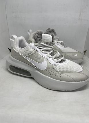 Кросівки жіночі ( оригінал) nike air max verona dc1166 001.