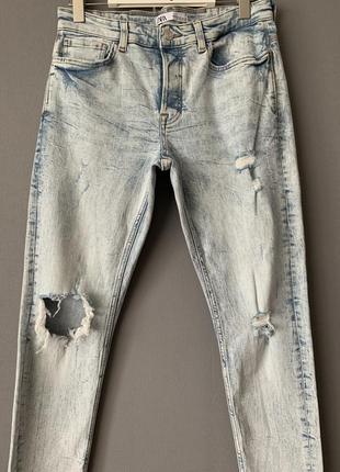 Zara чоловічі звужені джинси.8 фото