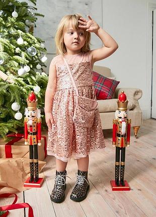 Праздничное платье для девочки в комплекте с сумочкой