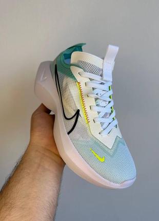 Лёгкие бельлые кроссовки nike vista белые женские кроссовки nike vista в сеточку кроссовки найк веста5 фото