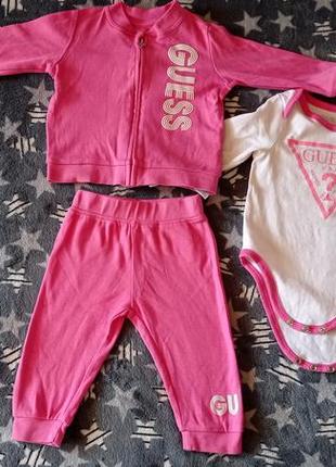 Костюм guess, оригинал, на девочку 6-9 месяцев.