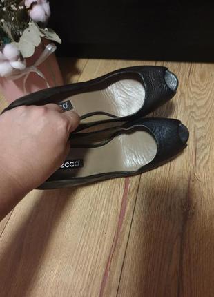 Жіночі туфлі ессо із натуральної шкіри 41 розмір3 фото