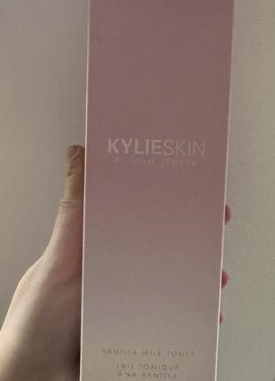 Тоник для лица от kylie skin vanilla milk toner