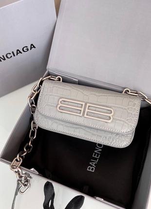 Сумка в стиле balenciaga