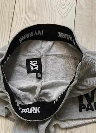 Коротенькие шортики ivy park