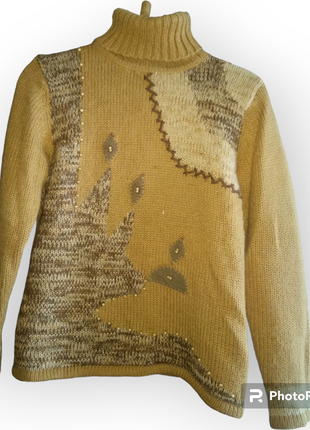 Свитер