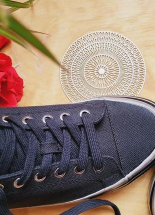 Черные брендовые кеды calvin klein, 41 размер. качественные кроссы из ткани7 фото
