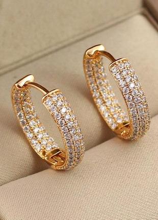 Серьги xuping jewelry колечки с тремя дорожками из камней внутри 1.8 см 5 мм золотистые