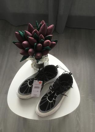 Базовые стильные кроссовки в комбинированном цвете размер 38