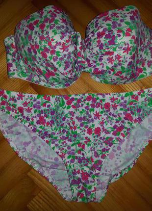 Роздільний купальник від marks&spencer! верх-36d, низ-uk14