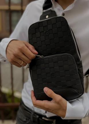 Сумка в стиле louis vuitton avenue sling black chess