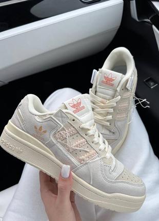 Женские кроссовки  adidas forum beige