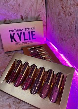 Набор жидких помад kylie birthday edition. помады