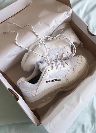 Кросівки balenciaga9 фото